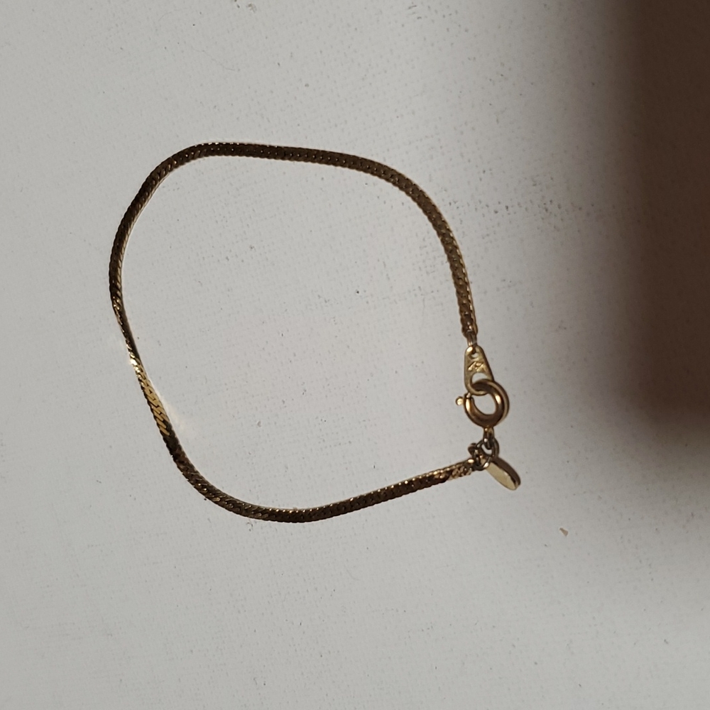 7" gold bracelet